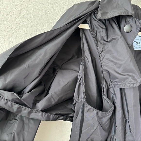 PRADA Black Re-Nylon safari rain jacket SZ IT 42, US 6, M - Picture 11 of 13